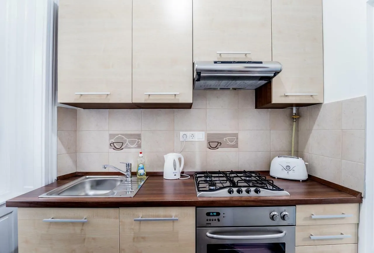 Bpr Turquoise Simplicity Apartment Budapest