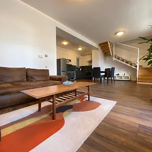  Apartment 2 Bedroom 107 M2 Loft With Balcony